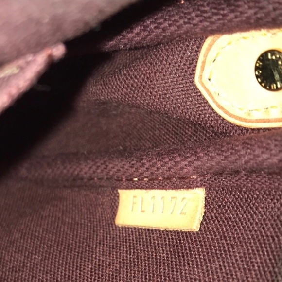 Used authentic Louis Vuitton favorite PM - Picture 8 of 8